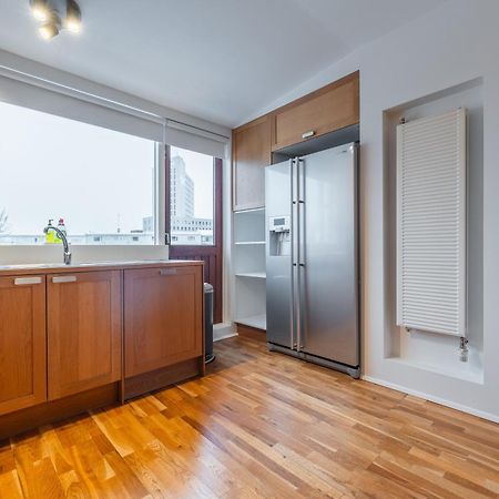 Day Dream Apartments Laugavegur 139 レイキャヴィーク エクステリア 写真