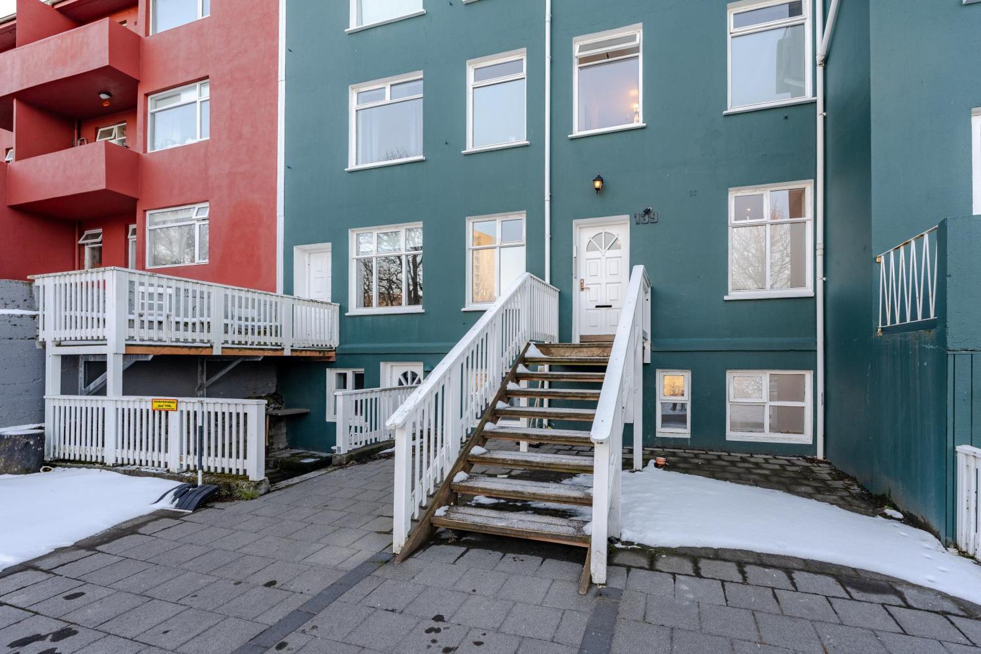 Day Dream Apartments Laugavegur 139 レイキャヴィーク エクステリア 写真